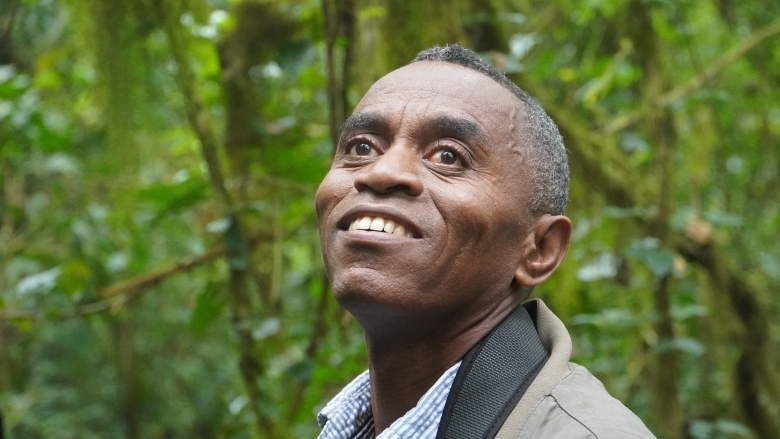 Mesfin Tekle, especialista en recursos naturales y coordinador de proyectos de la Unión de Conservación de la Naturaleza y la Biodiversidad. 